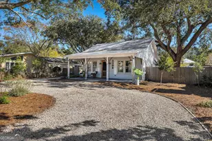 1106 George Lotson Ave, Saint Simons, GA 31522 - Photo 6