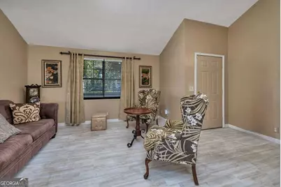 126 Lake View Circle, Brunswick, GA 31525 - Photo 4