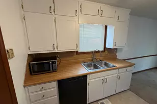 2107 Bedford Ct, Lithonia, GA 30058 - Photo 16