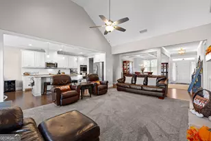 135 Graceton Farms Dr, Senoia, GA 30276 - Photo 10