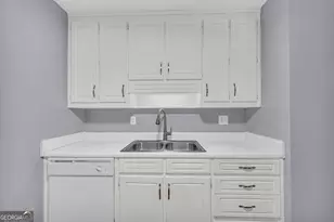 623 Oakwood Ln, Monroe, GA 30655 - Photo 16