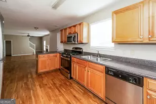 6833 Fireside Ln, Atlanta, GA 30349 - Photo 6