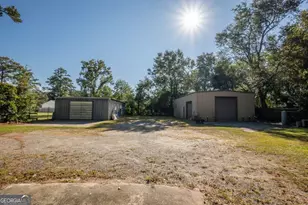 904 Golfview Dr, Waycross, GA 31503 - Photo 28