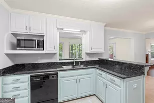 30 Joe Lee Dr, Sharpsburg, GA 30277 - Photo 22