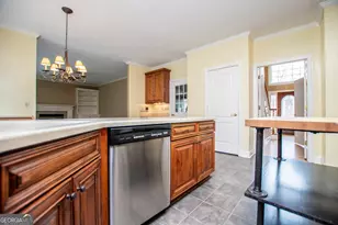 391 Foggy Bottom Dr, Carrollton, GA 30116 - Photo 8