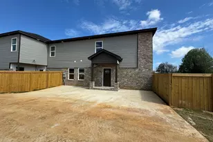 238 Beau Claire Cir, Byron, GA 31008 - Photo 2