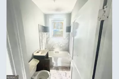 1307 E 42nd Street, Savannah, GA 31404 - Photo 4