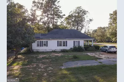 908 E McCarty Street, Sandersville, GA 31082 - Photo 18