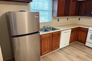 1832 SW King George Ln SW, Atlanta, GA 30331 - Photo 12