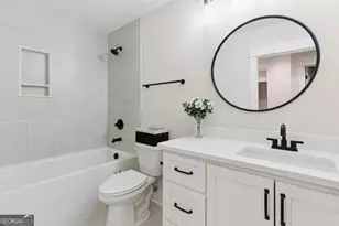 1093 Captains Cv Wy, Saint Simons, GA 31522 - Photo 16