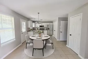 2281 Rambling Way, Lithonia, GA 30058 - Photo 16