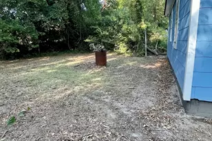 611 W Moore St, Dublin, GA 31021 - Photo 2