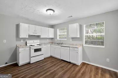 1312 Mill Lake Circle, Stone Mountain, GA 30088 - Photo 14