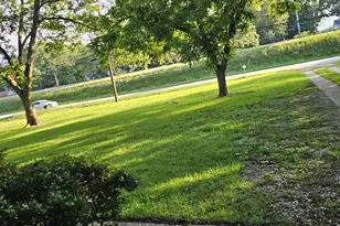 60 N East Main St, Hampton, GA 30228 - Photo 18