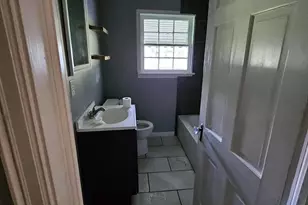 60 N East Main St, Hampton, GA 30228 - Photo 6