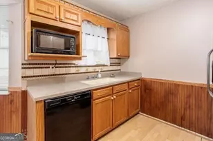 602 Pine Tree Trail, South Fulton, GA 30349 - Photo 6