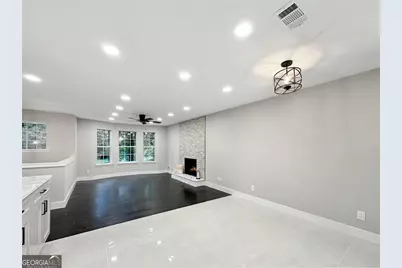 2555 Rexs Place, Buford, GA 30519 - Photo 8