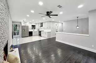 2555 Rexs Pl, Buford, GA 30519 - Photo 10