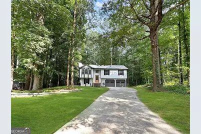 2555 Rexs Place, Buford, GA 30519 - Photo 2