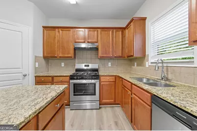 1851 Stoney Chase Drive, Lawrenceville, GA 30044 - Photo 6