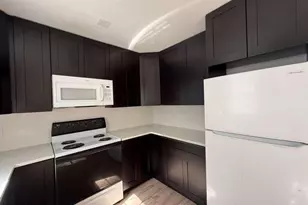 1100 Pineland Ave, Hinesville, GA 31313 - Photo 4