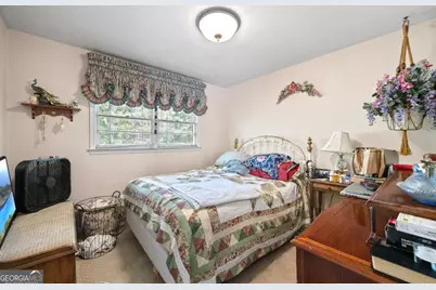 589 Creek View Drive, Lawrenceville, GA 30044 - Photo 12