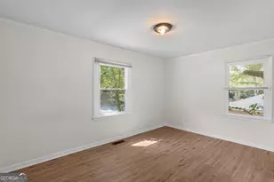 30 Elm Cir, Newnan, GA 30263 - Photo 18