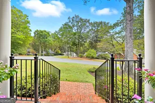 575 4th Fairway Dr, Roswell, GA 30076 - Photo 4