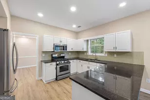 5705 Cannonero Dr, Alpharetta, GA 30005 - Photo 16