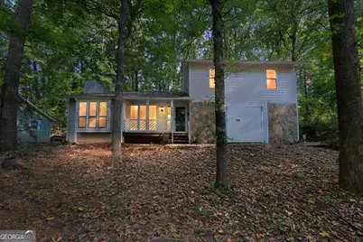 5208 Mainstreet Park Drive, Stone Mountain, GA 30088 - Photo 6