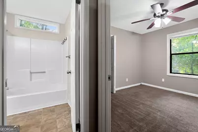 5208 Mainstreet Park Drive, Stone Mountain, GA 30088 - Photo 24