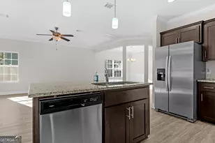 1243 Cypress Fall Cir, Hinesville, GA 31313 - Photo 10