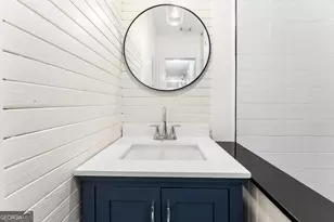 183 Athens St, Hartwell, GA 30643 - Photo 8