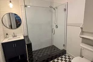 183 Athens St, Hartwell, GA 30643 - Photo 4