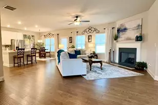 986 Lakeview Oaks Ct, Grayson, GA 30017 - Photo 6