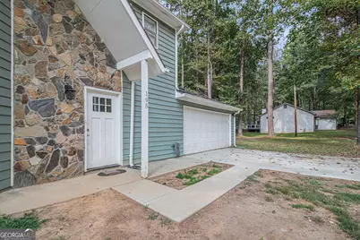 195 N Bend Trail, Jonesboro, GA 30238 - Photo 2