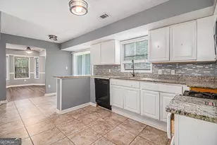 195 N Bend Trail, Jonesboro, GA 30238 - Photo 8