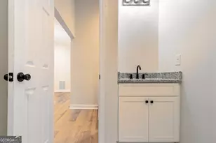 6532 Voyles Dr, Riverdale, GA 30274 - Photo 32