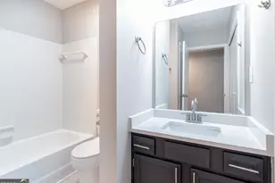 6446 Oakleaf Way, Morrow, GA 30260 - Photo 8