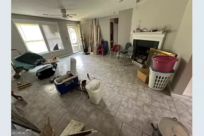 4077 Saint Charles Place, Macon, GA 31206 - Photo 6