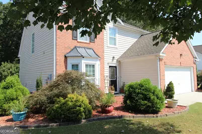 2402 Bancroft Way, Buford, GA 30519 - Photo 2