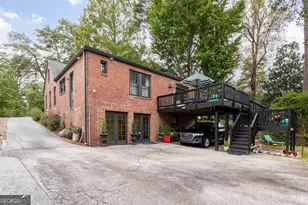 557 E Wesley Rd NE, Atlanta, GA 30305 - Photo 28