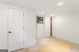 557 E Wesley Rd NE, Atlanta, GA 30305 - Photo 26