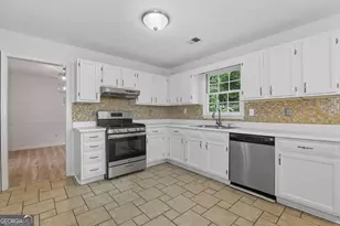 1833 Hickory Creek Ct NW, Acworth, GA 30102 - Photo 10