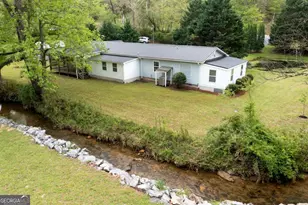 6491 Crooked Creek Rd, Young Harris, GA 30582 - Photo 2