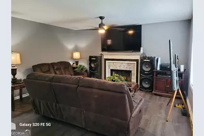 117 Brookwood Drive, Lagrange, GA 30240 - Photo 2