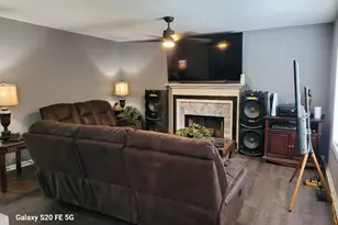 117 Brookwood Dr, Lagrange, GA 30240 - Photo 2