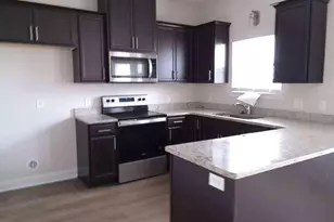 980 Grayson Ave, Hinesville, GA 31313 - Photo 4