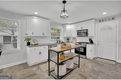 740 Powder Springs Street SE, Smyrna, GA 30080 - Photo 4