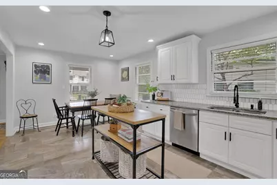 740 Powder Springs Street SE, Smyrna, GA 30080 - Photo 10